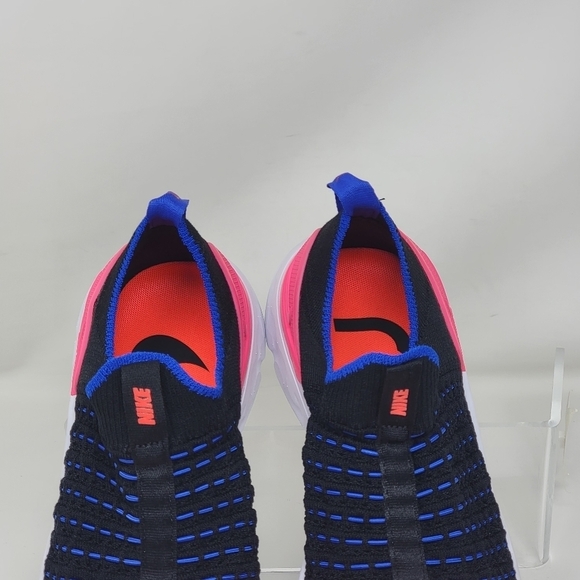 Nike React Phantom Run Flyknit 2 DX2354 001 Slip On Shoes Womens Size Multi New - Picture 8 of 11